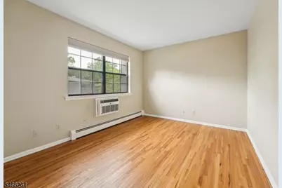 768 Springfield Ave #D3, Summit, NJ 07901 - Photo 13