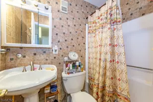 194 Pearl St, Paterson, NJ 07501 - Photo 13