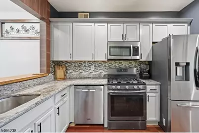471 Hartford Dr, Nutley, NJ 07110 - Photo 9