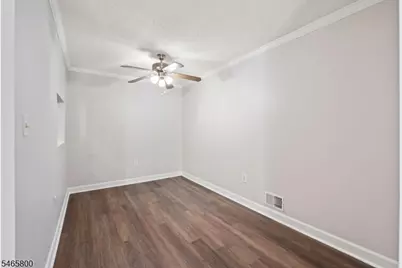 77 Sapphire Ln, Franklin Township, NJ 08823 - Photo 7