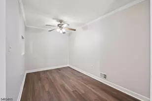 77 Sapphire Ln, Franklin Township, NJ 08823 - Photo 7