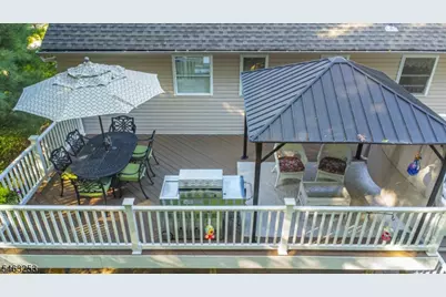 9 Mildred Ave, Hopatcong, NJ 07874 - Photo 5