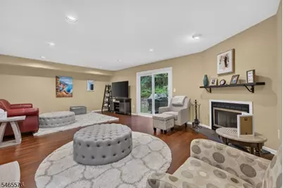 38 Averell Dr, Parsippany, NJ 07950 - Photo 3