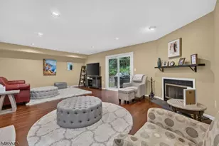 38 Averell Dr, Parsippany, NJ 07950 - Photo 3