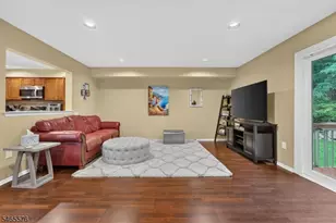 38 Averell Dr, Parsippany, NJ 07950 - Photo 5
