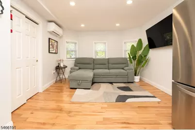 189 Summit Cross, Rutherford, NJ 07070 - Photo 11