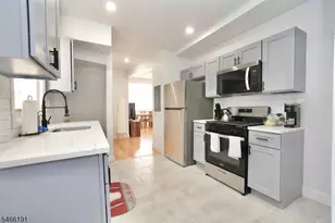 189 Summit Cross, Rutherford, NJ 07070 - Photo 5