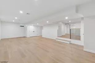 22 Reeve Cir, Millburn, NJ 07041 - Photo 37