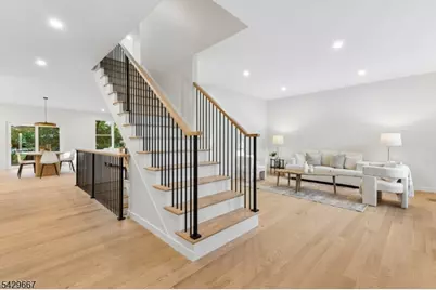 22 Reeve Cir, Millburn, NJ 07041 - Photo 3