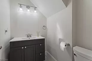 31 Witherspoon Ct, Morris Township, NJ 07960 - Photo 13
