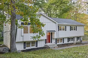 11 Colby Dr, Byram Township, NJ 07821 - Photo 3