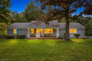 89 Cozy Lake Rd, Jefferson Township, NJ 07438 - Photo 1