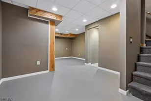 2 Elizabeth Pl, Denville, NJ 07834 - Photo 17
