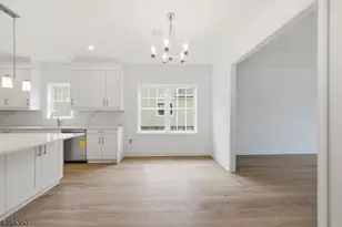 18 Remington Ct, Howell Township, NJ 07727 - Photo 5