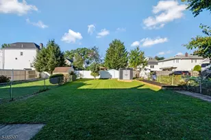 208 Walnut St., Roselle Park, NJ 07204 - Photo 21