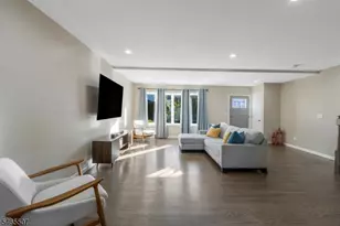 208 Walnut St., Roselle Park, NJ 07204 - Photo 5
