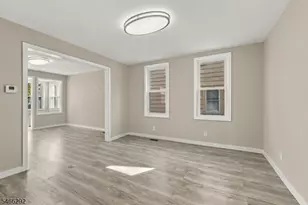129 Laurel Ave, Union Township, NJ 07083 - Photo 15