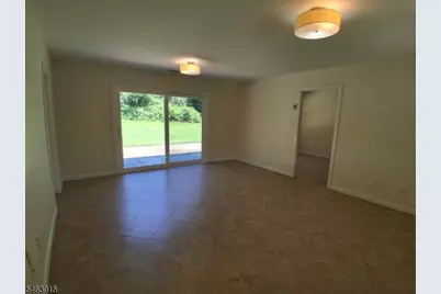 6 Flower Rd, Franklin Township, NJ 08873 - Photo 5