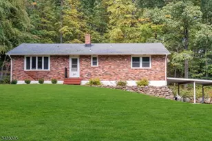 30 Summerfield Rd, White Township, NJ 07823 - Photo 1