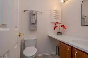 418 Hawkshead Way, Franklin Township, NJ 08873 - Photo 15