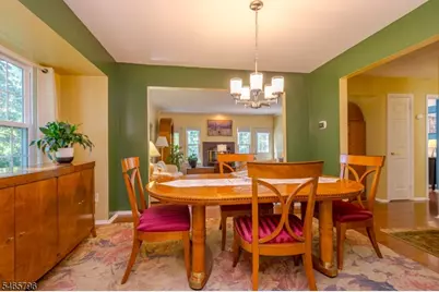 418 Hawkshead Way, Franklin Township, NJ 08873 - Photo 7