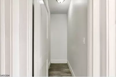 27 Lindsley Pl, East Orange, NJ 07018 - Photo 15