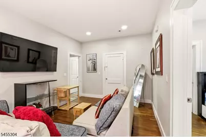 27 Lindsley Pl, East Orange, NJ 07018 - Photo 11