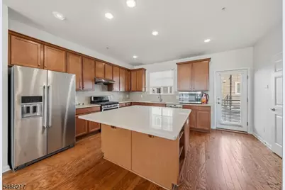 14 Fleet St, North Brunswick Township, NJ 08902 - Photo 11