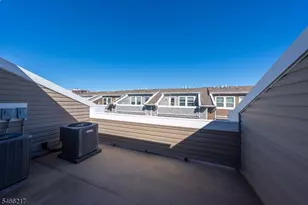 14 Fleet St, North Brunswick Township, NJ 08902 - Photo 25