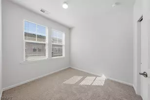 14 Fleet St, North Brunswick Township, NJ 08902 - Photo 15