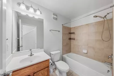 14 Fleet St, North Brunswick Township, NJ 08902 - Photo 23