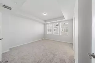 14 Fleet St, North Brunswick Township, NJ 08902 - Photo 9