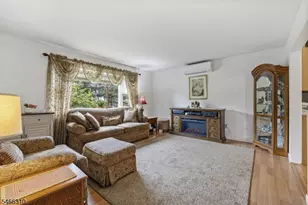 11 Vlietstra Dr, Vernon, NJ 07418 - Photo 3