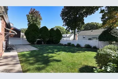 399 Huntington Rd, Union Township, NJ 07083 - Photo 37