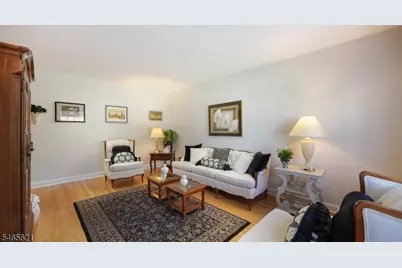 399 Huntington Rd, Union Township, NJ 07083 - Photo 9