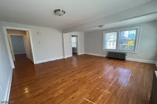 18 Lexington Ave, Montclair, NJ 07042 - Photo 3