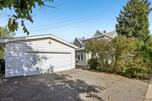 33 Myrtle Ave, Nutley, NJ 07110 - Photo 39