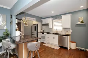 1020 Warren Ave, Union Township, NJ 07083 - Photo 5