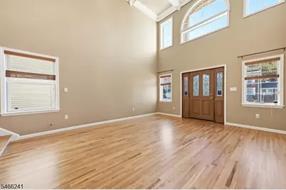 1109 Overlook Ter, Union Township, NJ 07083 - Photo 3
