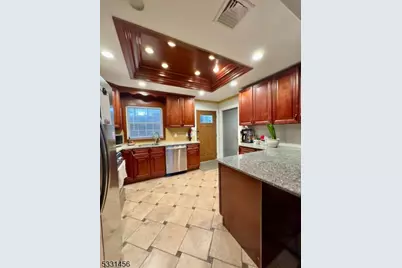 242 Totowa Rd, Wayne, NJ 07470 - Photo 9