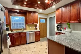 242 Totowa Rd, Wayne, NJ 07470 - Photo 9