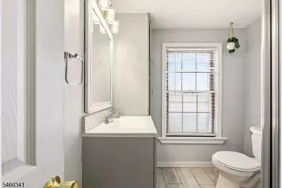 111 Ayers Pl, South Bound Brook Boro, NJ 08880 - Photo 23