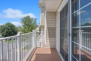 74 Mountainside Dr, Pompton Lakes, NJ 07442 - Photo 25