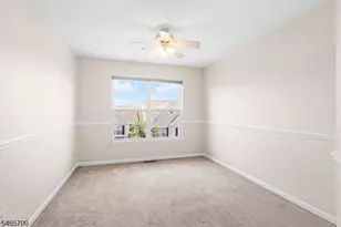 74 Mountainside Dr, Pompton Lakes, NJ 07442 - Photo 11