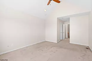 74 Mountainside Dr, Pompton Lakes, NJ 07442 - Photo 13
