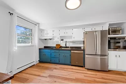 4 Horizon Dr, Roxbury Township, NJ 07876 - Photo 9