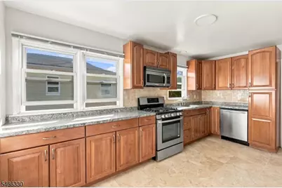 3 General Karge Ct, Elizabeth, NJ 07202 - Photo 7