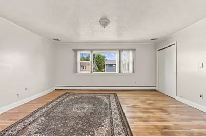 3 General Karge Ct, Elizabeth, NJ 07202 - Photo 3