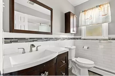3 General Karge Ct, Elizabeth, NJ 07202 - Photo 15