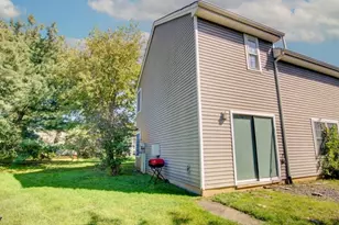 10 Starlight Ct, New Brunswick, NJ 08901 - Photo 29
